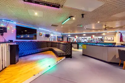 Lounge Bar